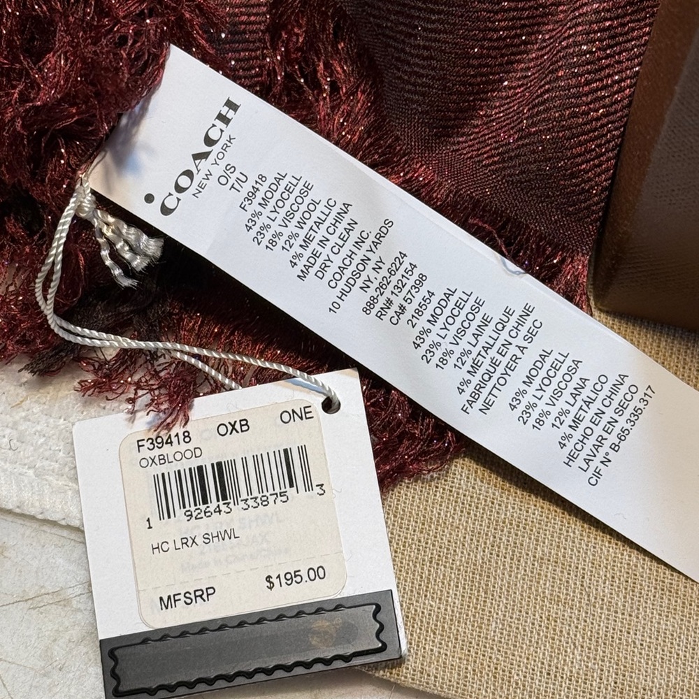 🍍🍍Coach Oxblood Shawl/scarf - Picture 4 of 5